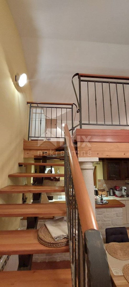 Haus Zu verkaufen - ISTARSKA BRTONIGLA