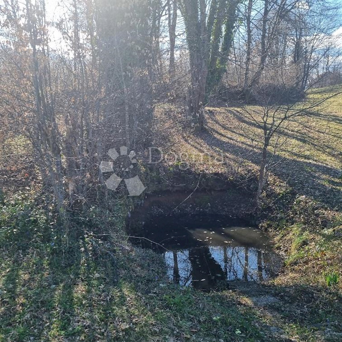 Kuća Na prodaju - KARLOVAČKA SLUNJ