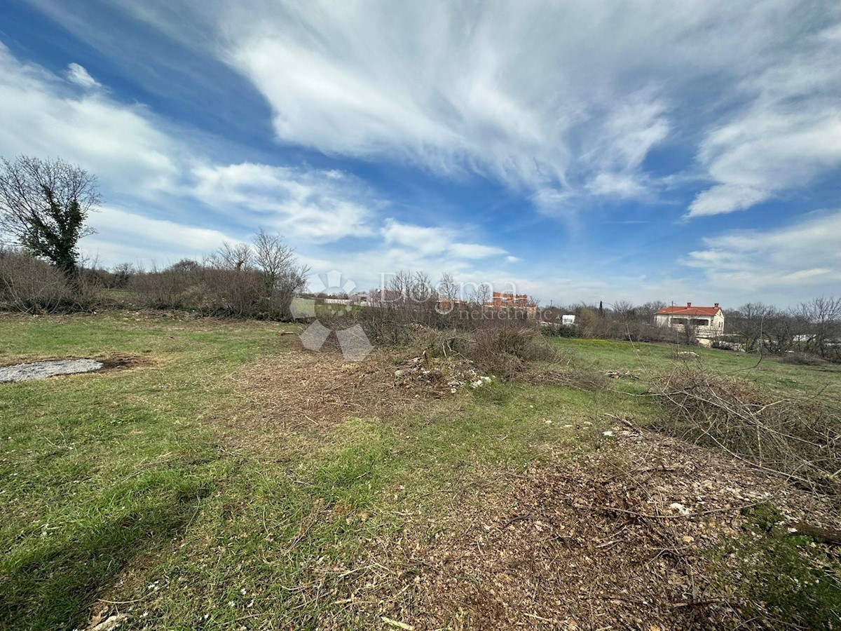 Land For sale - ISTARSKA MARČANA