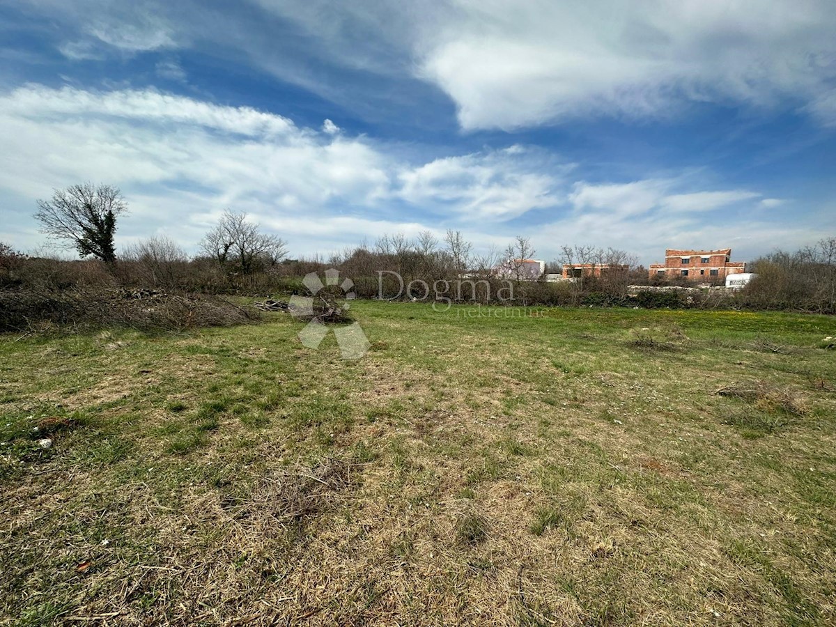 Land For sale - ISTARSKA MARČANA