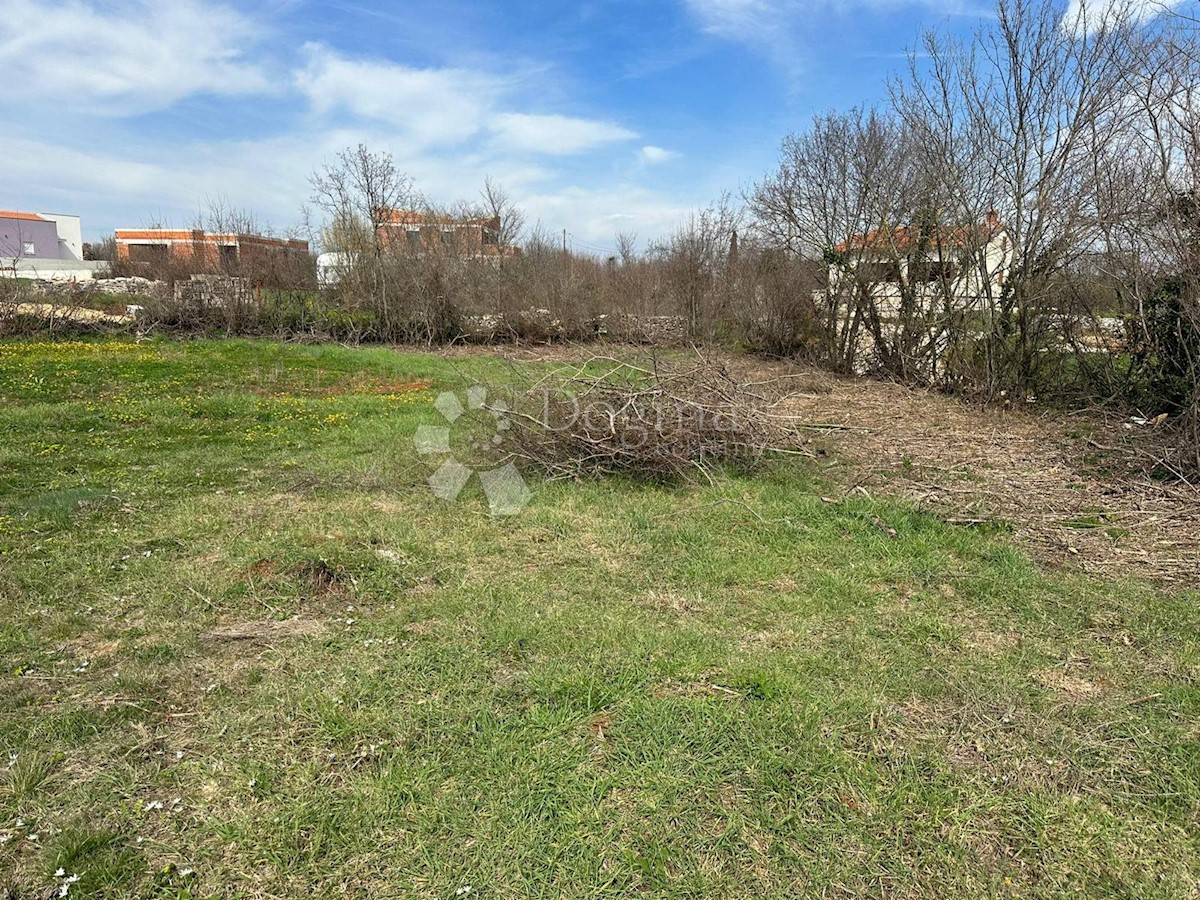 Land For sale - ISTARSKA MARČANA