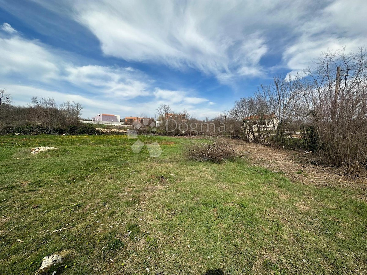 Land For sale - ISTARSKA MARČANA