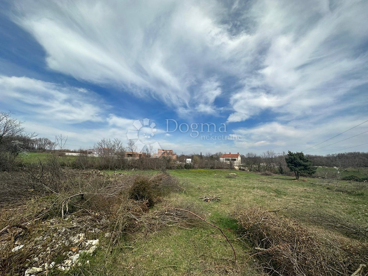 Land For sale - ISTARSKA MARČANA