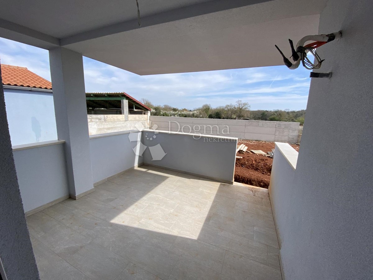 Apartma Naprodaj - ISTARSKA Ližnjan