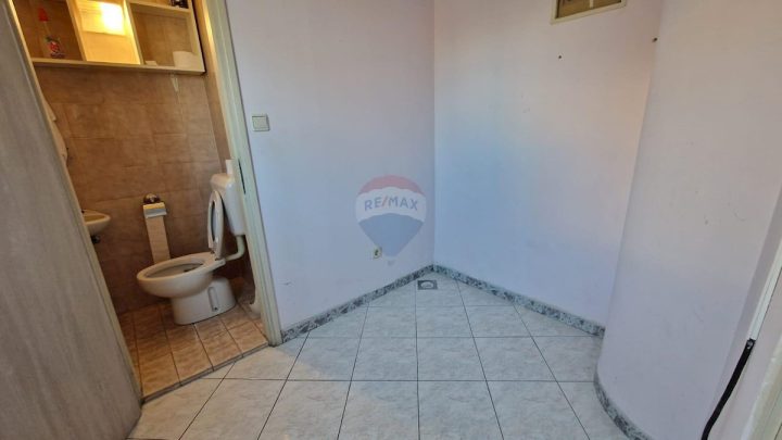 Commerciale Da affittare - Istarska Pula - foto 5/6