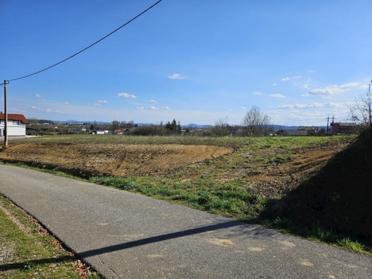 Land For sale - KARLOVAČKA KARLOVAC