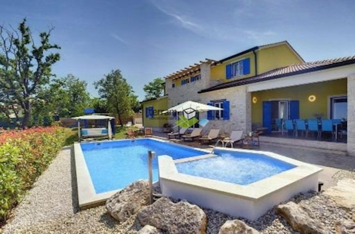 House for sale 270 m² – Svetvinčenat
