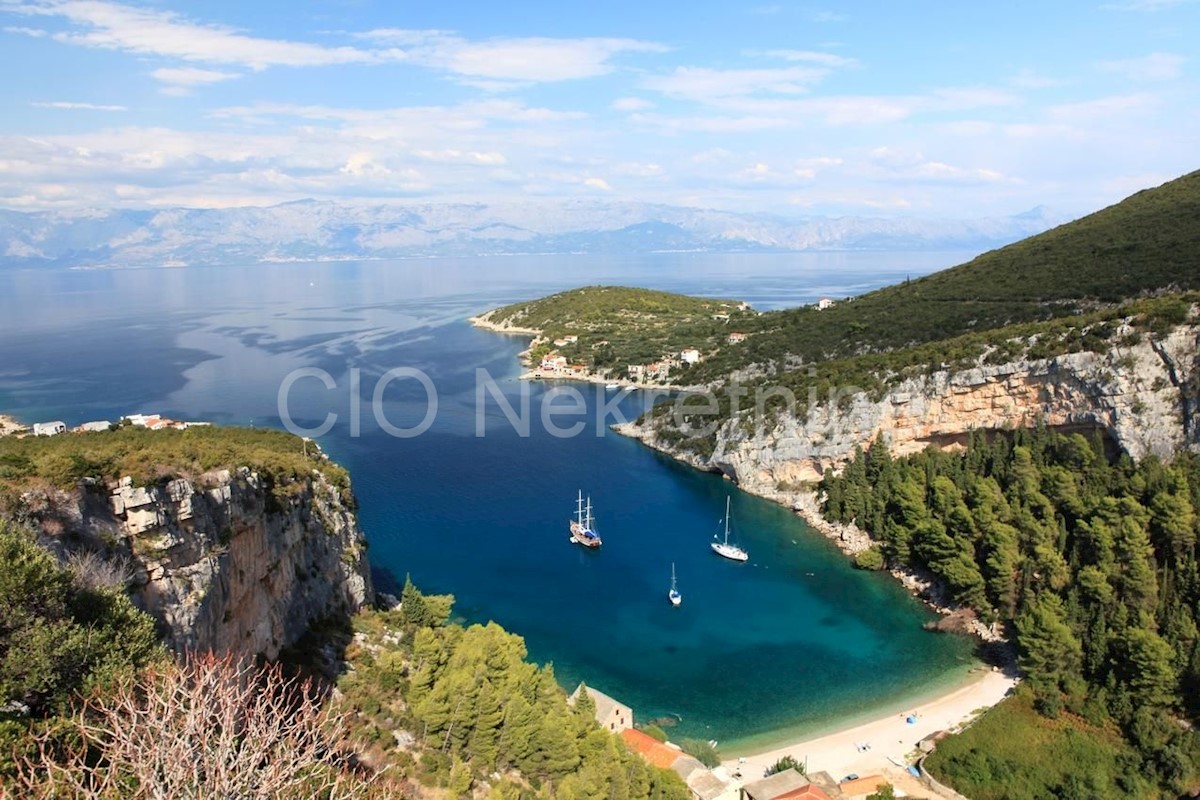 Land For sale - SPLITSKO-DALMATINSKA HVAR