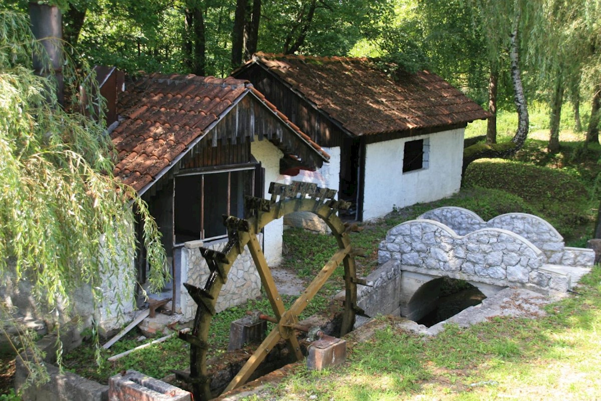 Dom Na sprzedaż - KARLOVAČKA JOSIPDOL