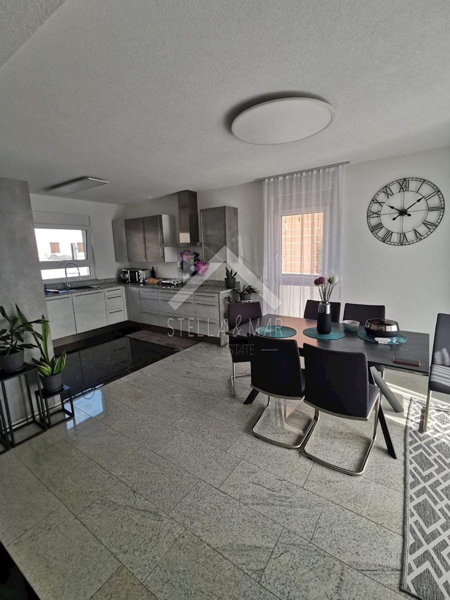 Maison À vendre - ZADARSKA VIR