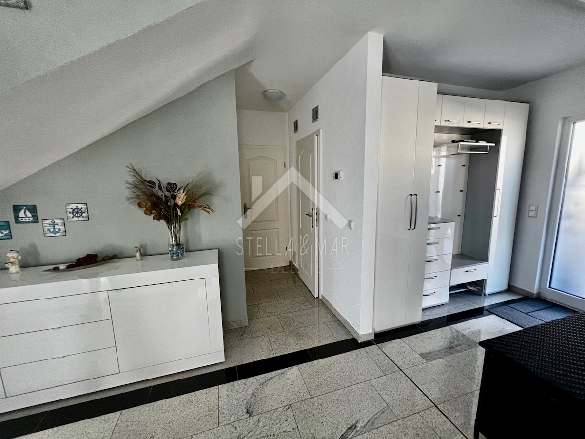 Maison À vendre - ZADARSKA VIR