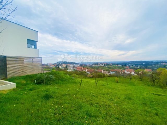 Land for sale 2970 m² – Mikulići