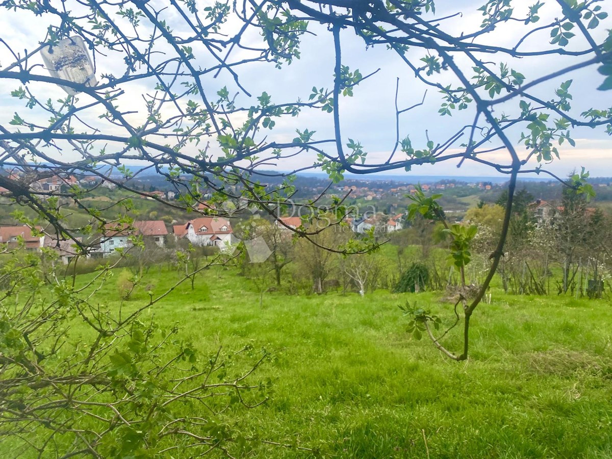 Parcela Naprodaj - GRAD ZAGREB ZAGREB