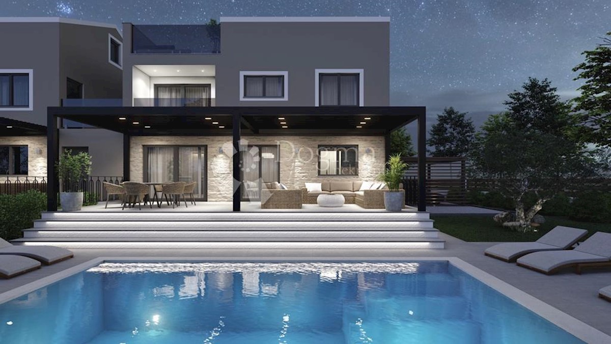 Casa In vendita - Istarska Poreč - foto 1/15
