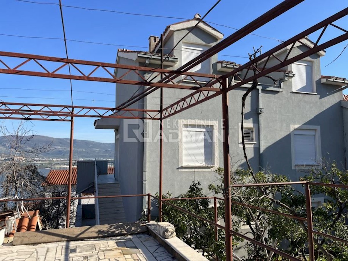 House For sale - SPLITSKO-DALMATINSKA TROGIR