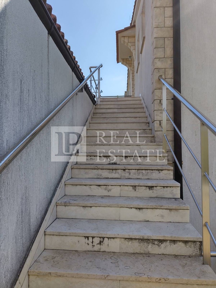 Flat For sale - PRIMORSKO-GORANSKA NOVI VINODOLSKI