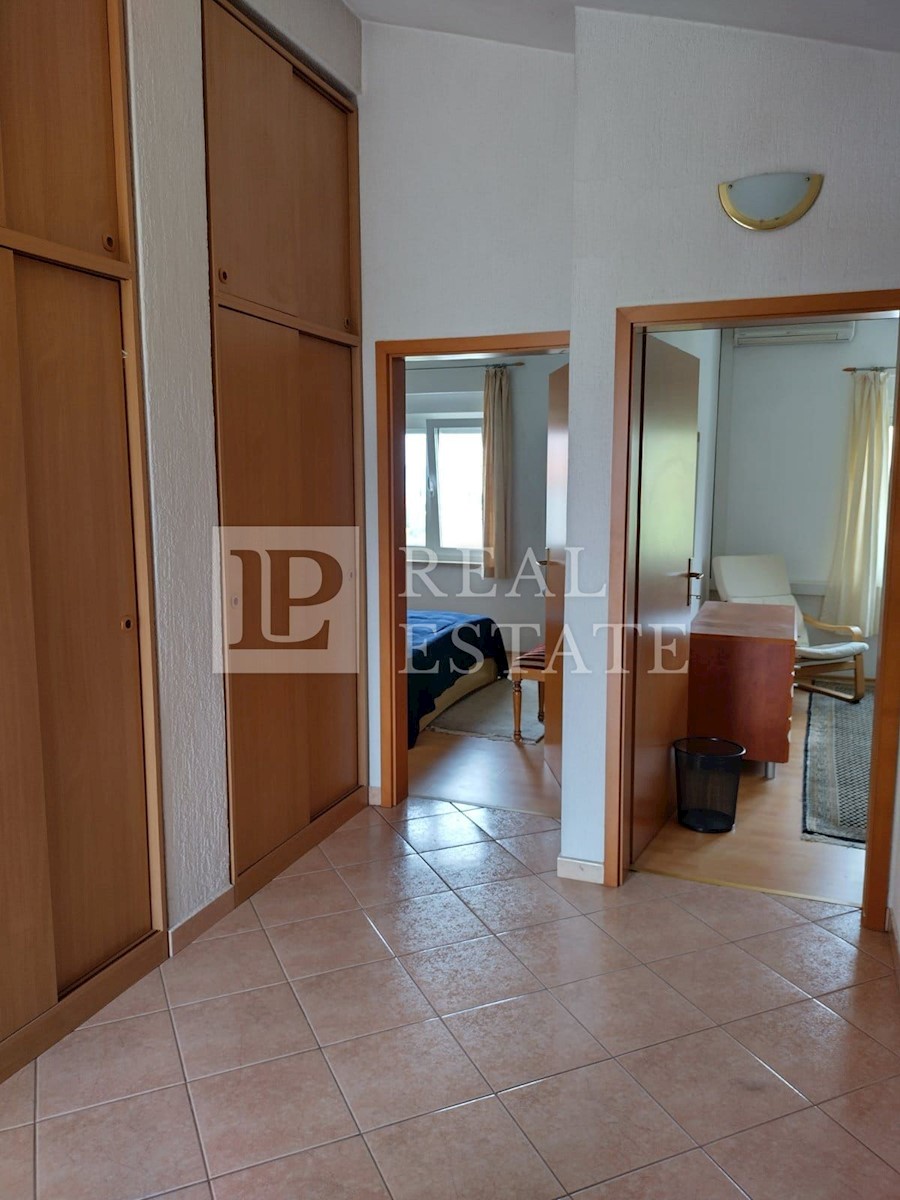 Flat For sale - PRIMORSKO-GORANSKA NOVI VINODOLSKI