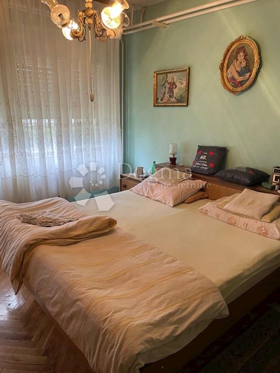 Haus Zu verkaufen - LIČKO-SENJSKA Gospić
