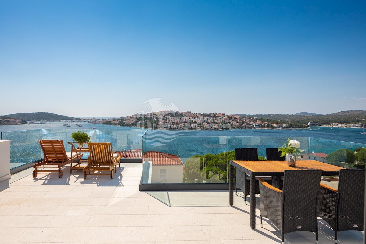 Maison À vendre - ŠIBENSKO-KNINSKA ROGOZNICA
