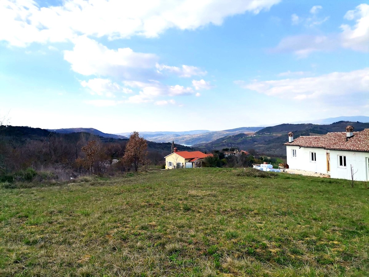 Pozemok Na predaj - ISTARSKA PAZIN