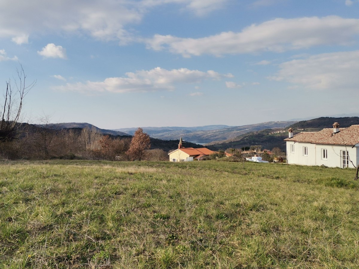 Pozemok Na predaj - ISTARSKA PAZIN