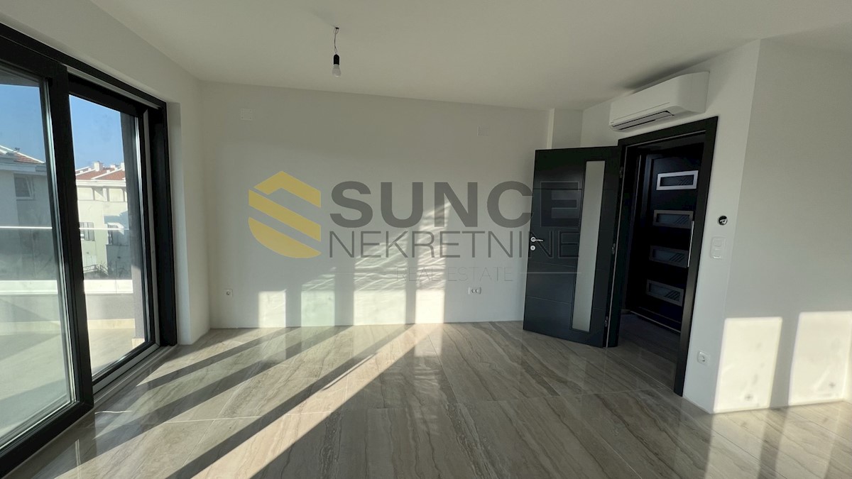 Apartma Na predaj - PRIMORSKO-GORANSKA KRK