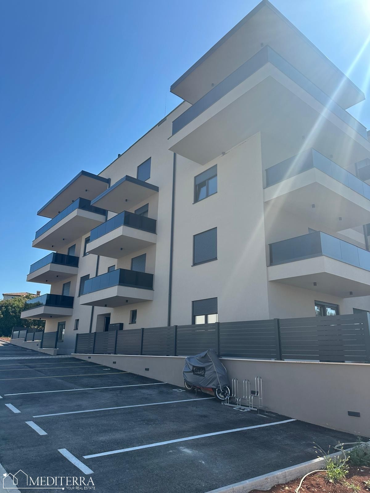 Apartma Naprodaj - ISTARSKA Tar-Vabriga