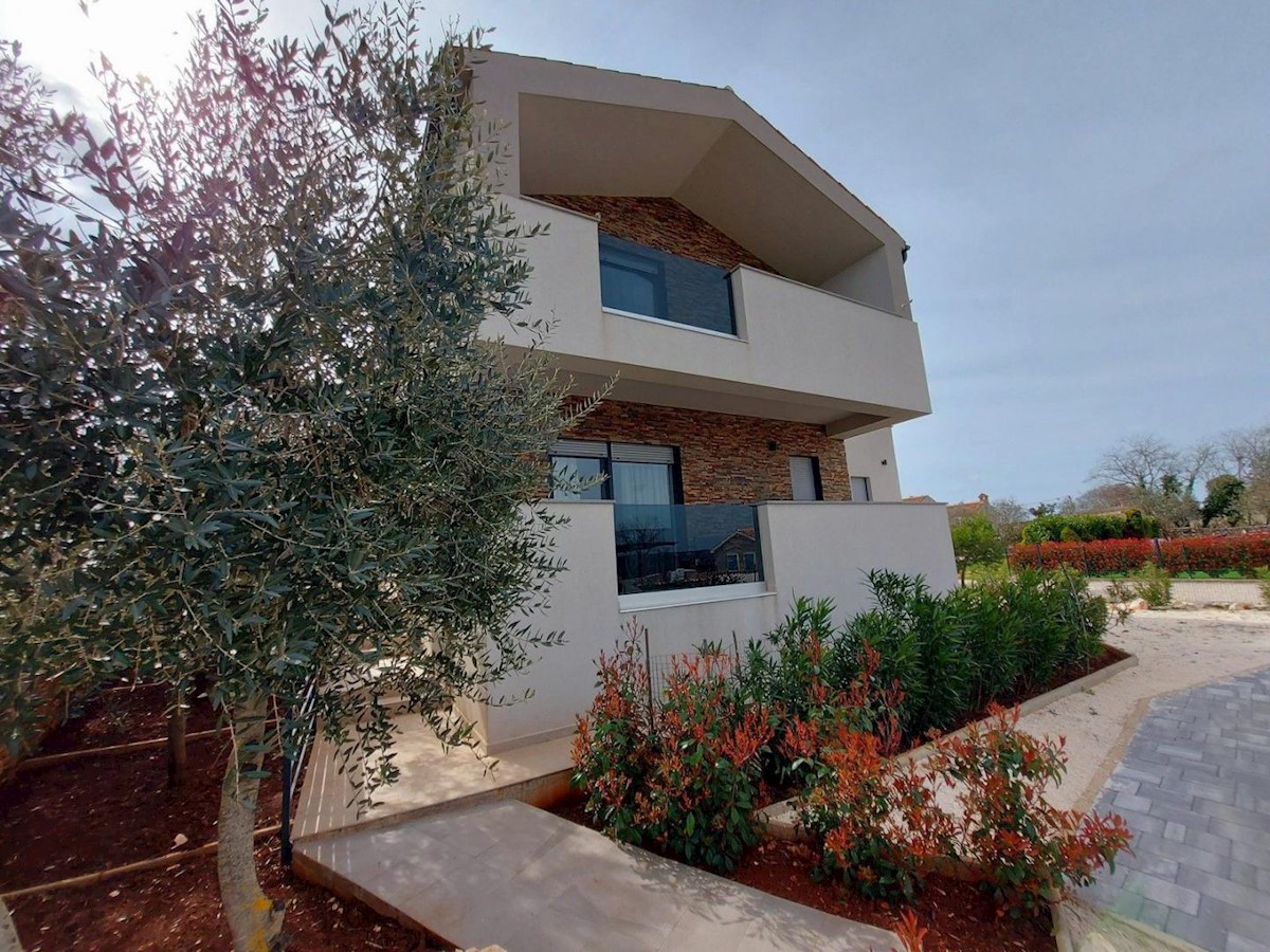 Maison À vendre - Istarska Marčana - foto 3/29