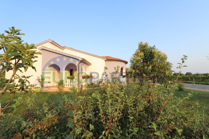 Haus zu verkaufen 133 m² – Višnjan