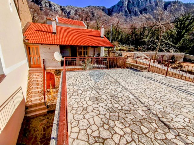 Casa in vendita 190 m² – Tribalj