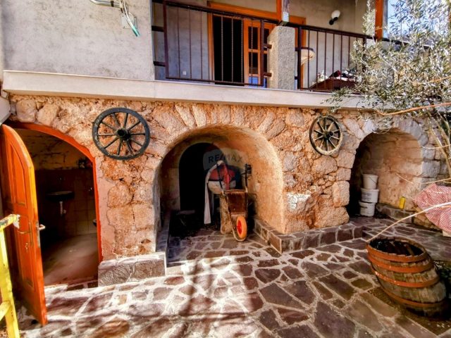 Haus Zu verkaufen - Primorsko-goranska Vinodolska Općina - foto 4/33