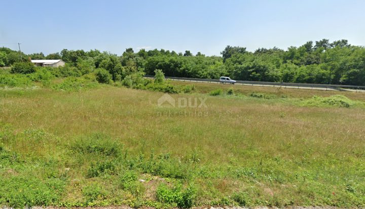 Terreno in vendita 2038 m² – Žminj