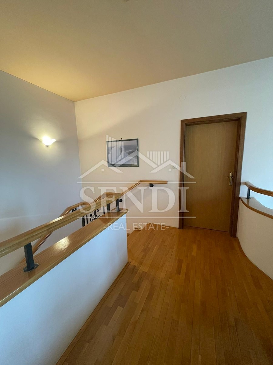 Apartment Zu vermieten - PRIMORSKO-GORANSKA KOSTRENA