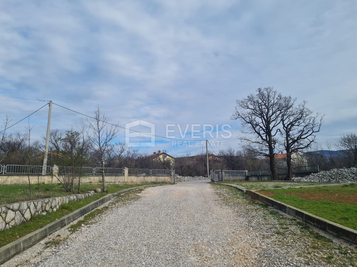 Business premises For sale - PRIMORSKO-GORANSKA BAKAR