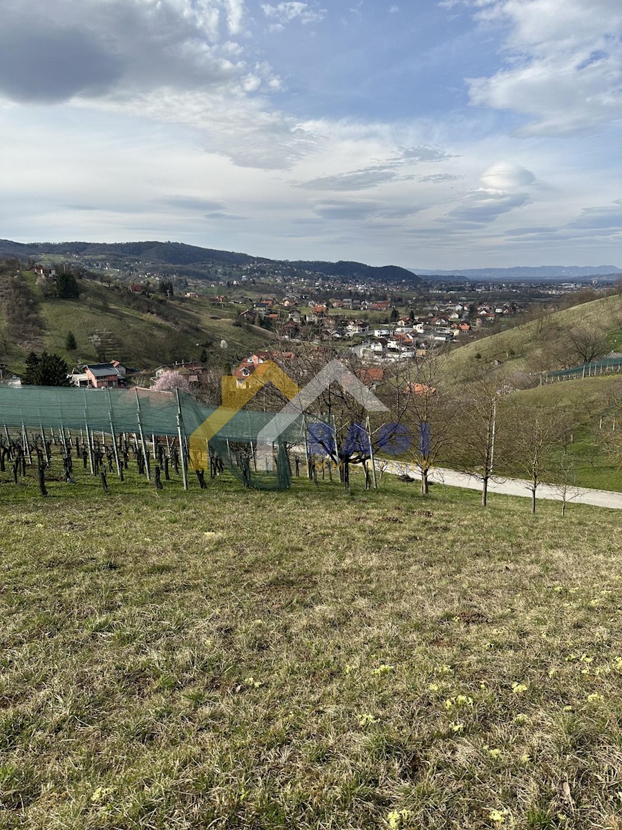 Grundstück Zu verkaufen - ZAGREBAČKA SAMOBOR