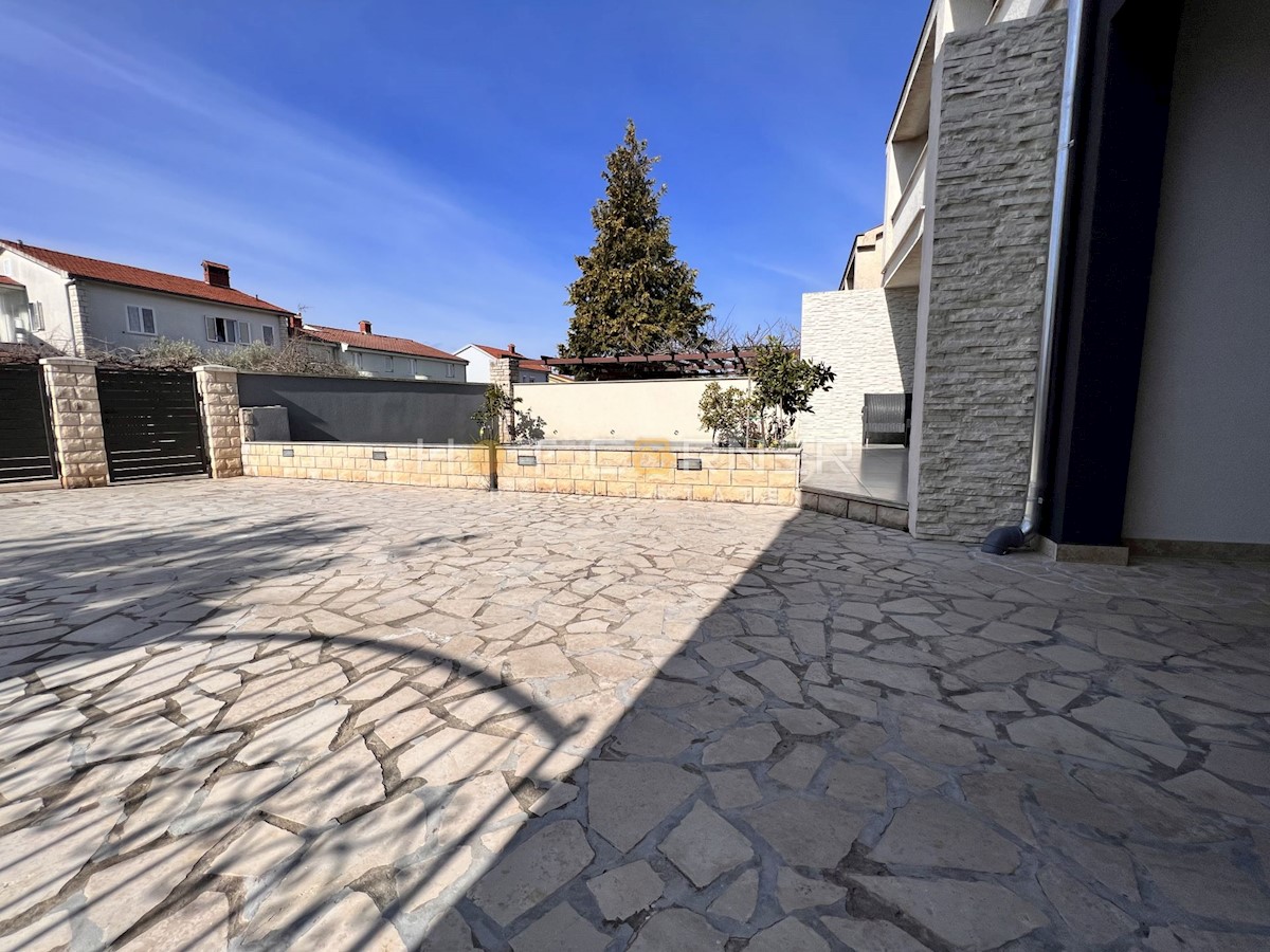 Haus Zu verkaufen - ISTARSKA FAŽANA