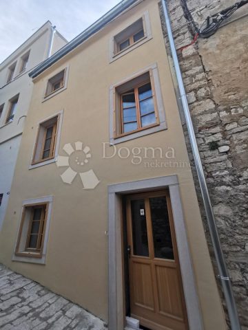 Kuća na prodaju 150 m² – Pula