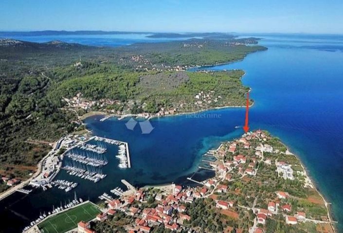 Land For sale SUTOMIŠĆICA
