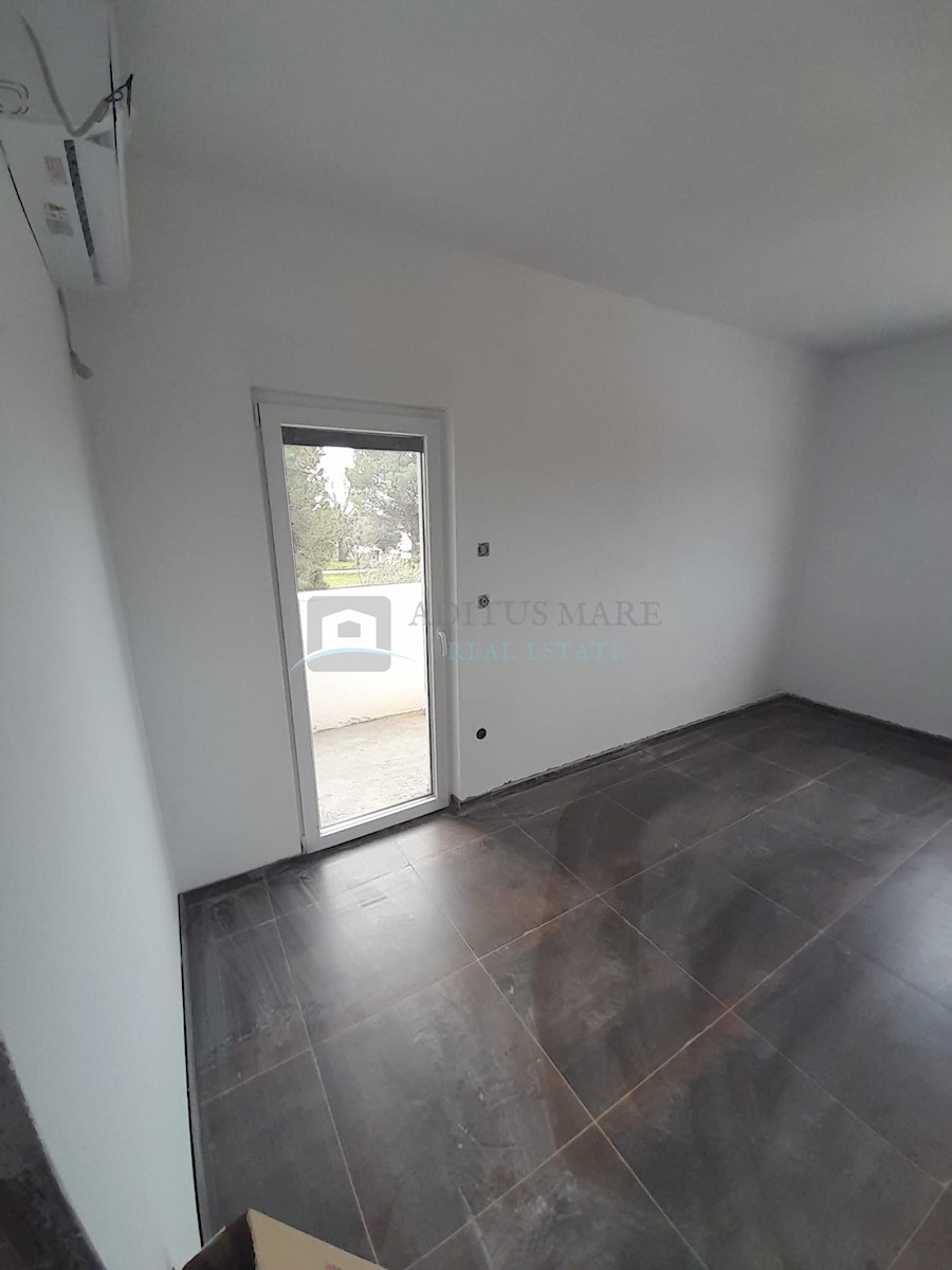 Maison À vendre - ŠIBENSKO-KNINSKA ŠIBENIK
