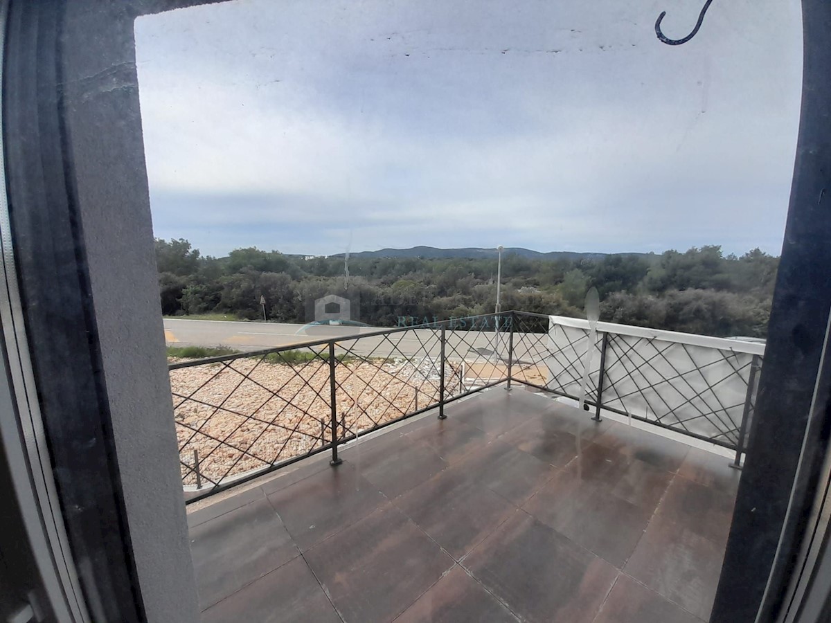 Maison À vendre - ŠIBENSKO-KNINSKA ŠIBENIK