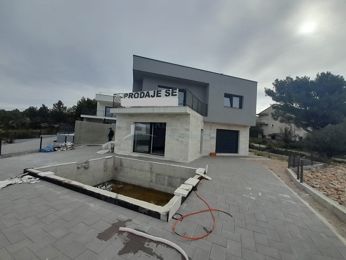 Maison À vendre - ŠIBENSKO-KNINSKA ŠIBENIK