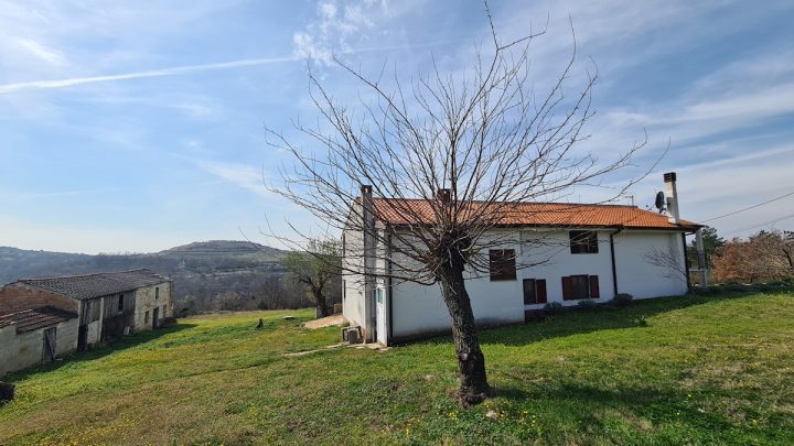House for sale 340 m² – Buje