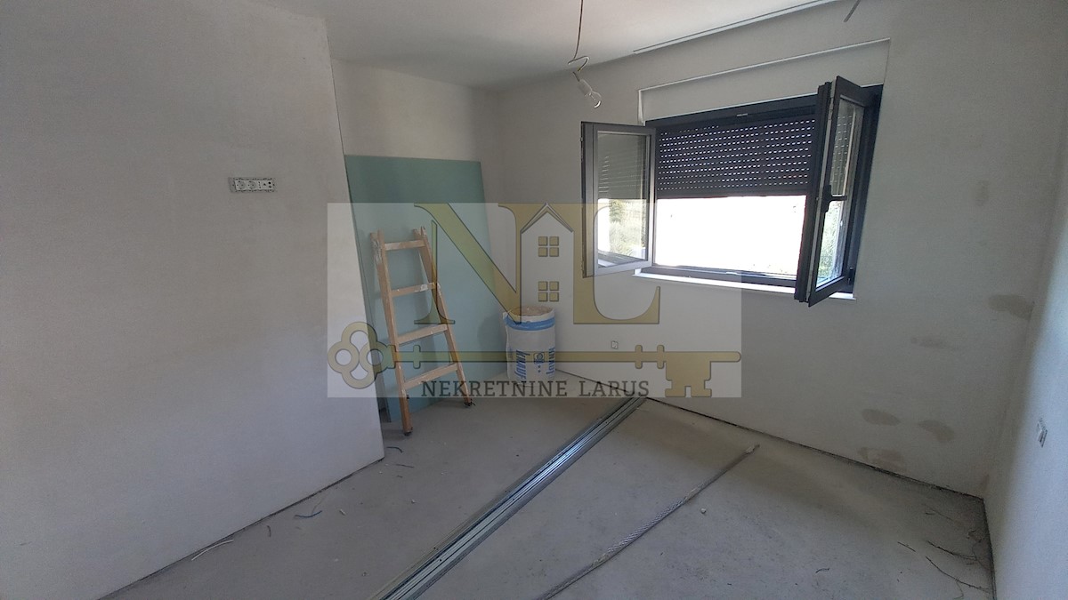 Flat For sale - SPLITSKO-DALMATINSKA SEGET