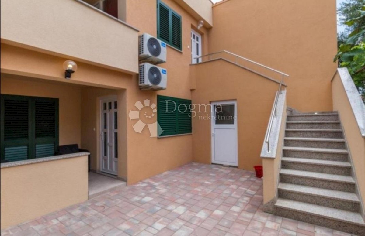 House For sale - šibensko-kninska Vodice - foto 4/13
