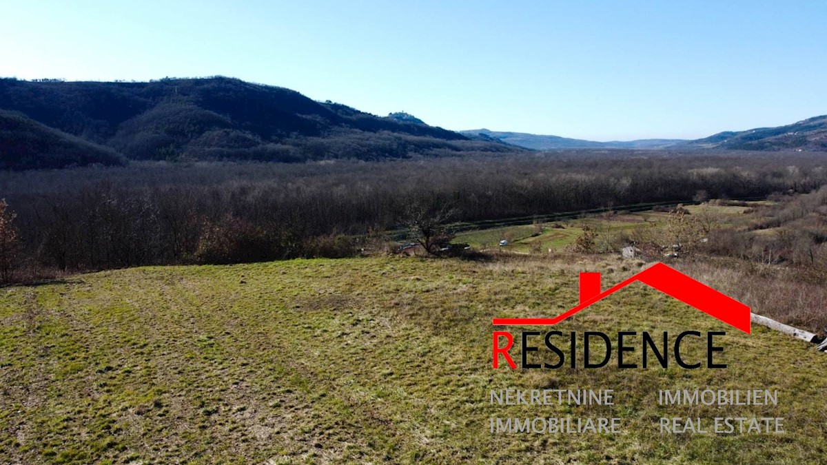 Land For sale - ISTARSKA BUZET