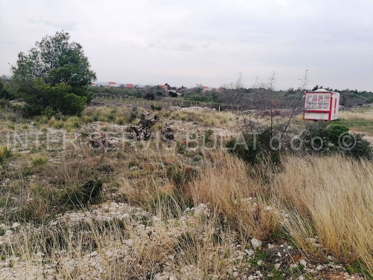 Land For sale - ŠIBENSKO-KNINSKA SKRADIN