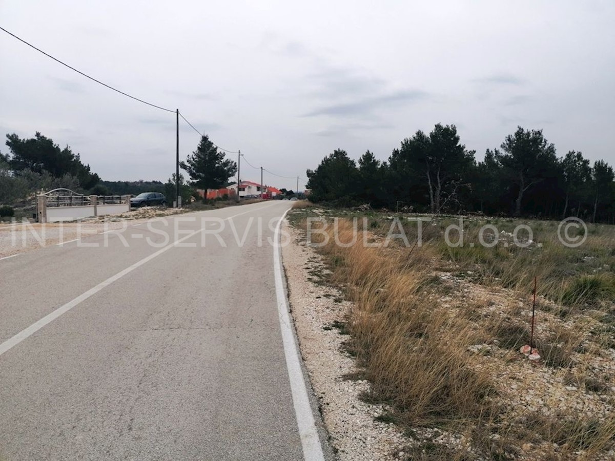 Land For sale - ŠIBENSKO-KNINSKA SKRADIN