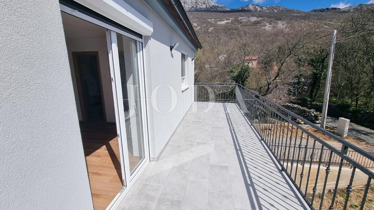Kuća Na prodaju - PRIMORSKO-GORANSKA VINODOLSKA OPĆINA