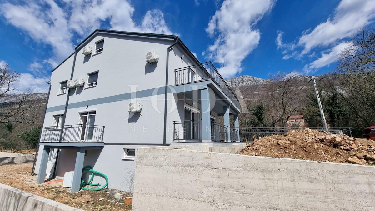 Kuća Na prodaju - PRIMORSKO-GORANSKA VINODOLSKA OPĆINA