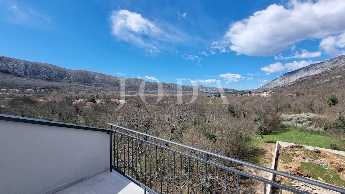 Kuća Na prodaju - PRIMORSKO-GORANSKA VINODOLSKA OPĆINA